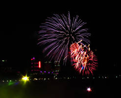 Niagara Falls Fireworks (3)