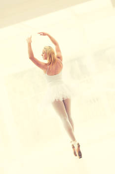 Balletic Light