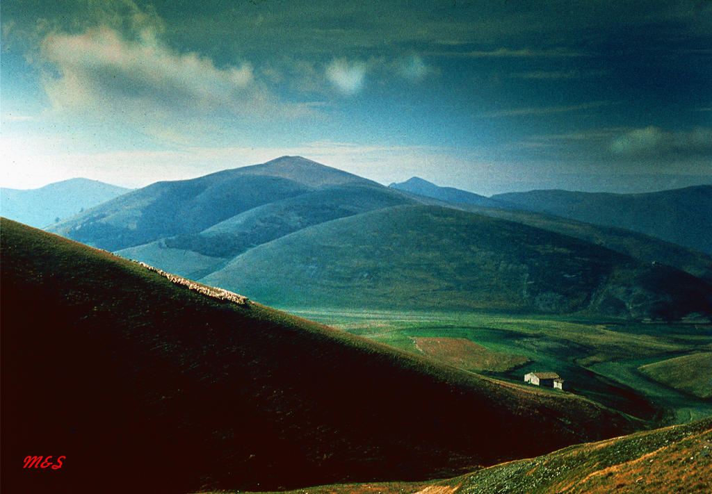 CASTELLUCCIO DI NORCIA -TRANSUMANZA 1993 by MAUROASSOCIATI