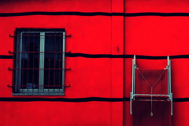 GEOMETRY IN RED