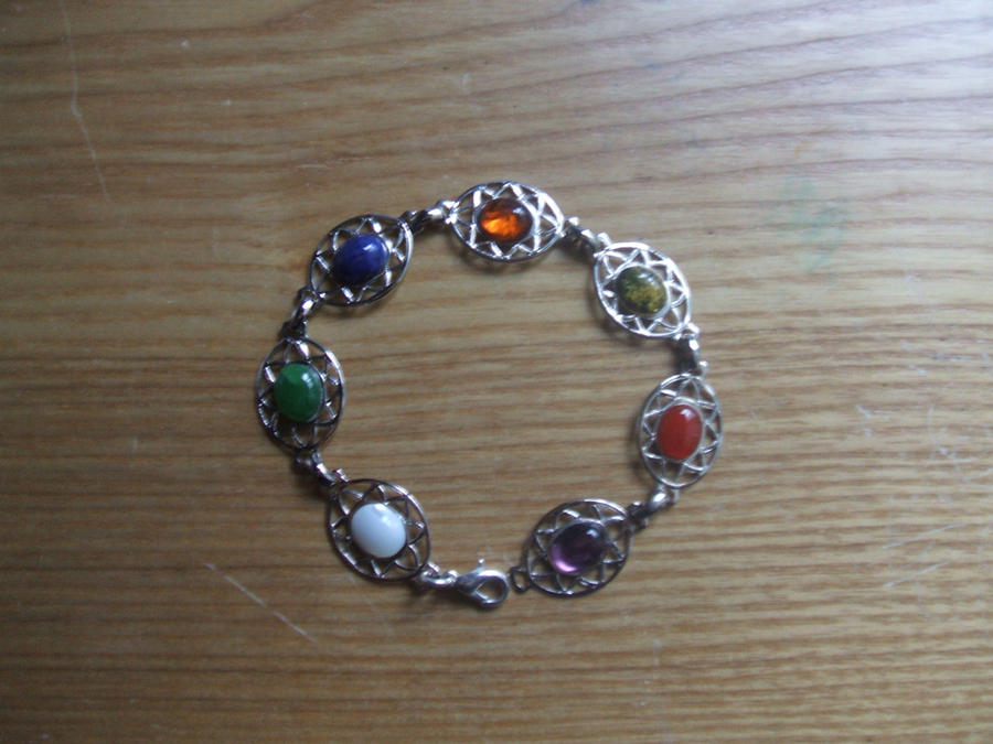 The Belt of Deltora bracelet by tishhawkeye on DeviantArt The Belt of Deltora bracelet by tishhawkeye on DeviantArt