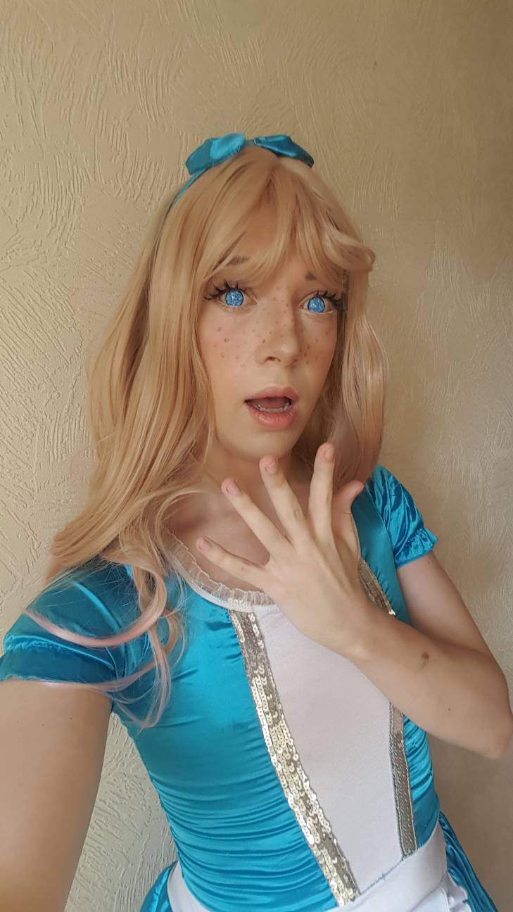 Crouchii Alice in Sissyland by crouchii on DeviantArt