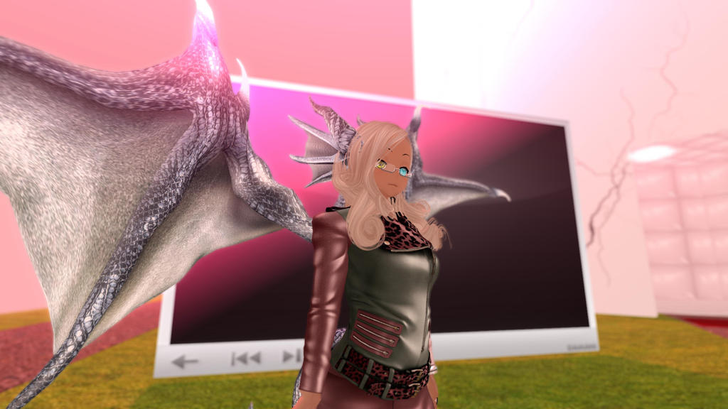Natty Build 4 Silver Dragoness by GreenKatana on DeviantArt