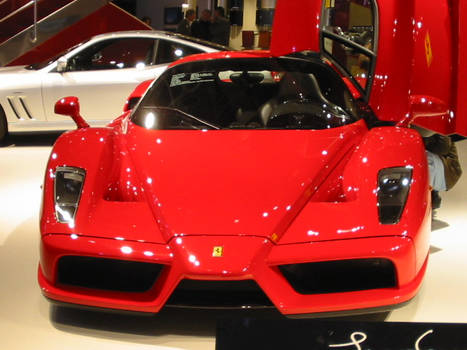 Ferrari Enzo front view
