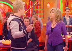 iCarly : Butter Sock Gif by Yvesia on DeviantArt Jennette Mccurdy Gif Icarly