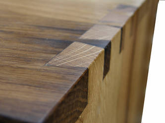 Detail Of Handmade Dovetail Joint2