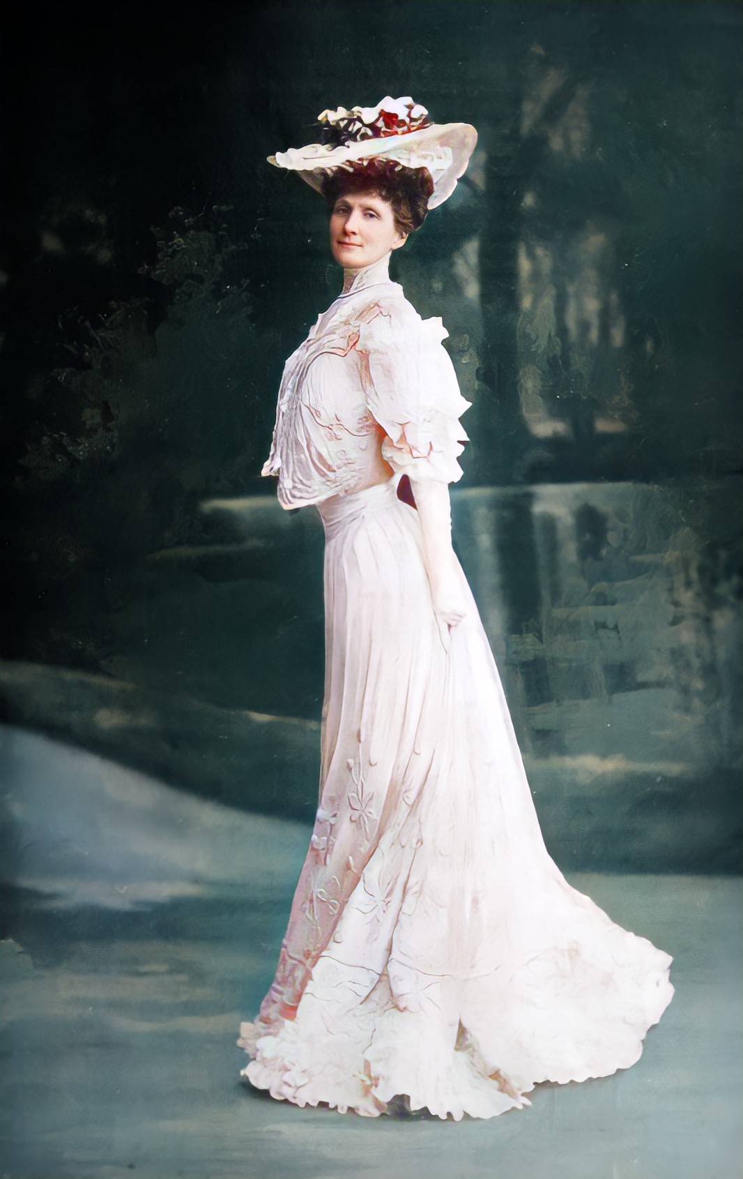 A lovely Edwardian lady 1 by LordSopping1884 on DeviantArt A lovely Edwardian lady 1 by LordSopping1884 on DeviantArt