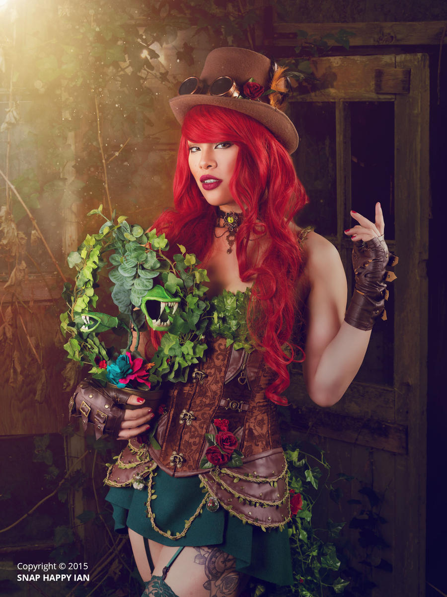 Steampunk Poison Ivy Cosplay