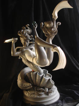 Pearl   pinup  sculpture 1