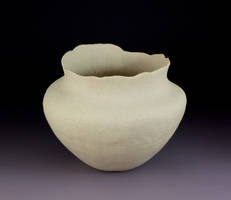 Stoneware pinch pot