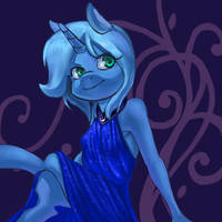 Luna in royal dress
