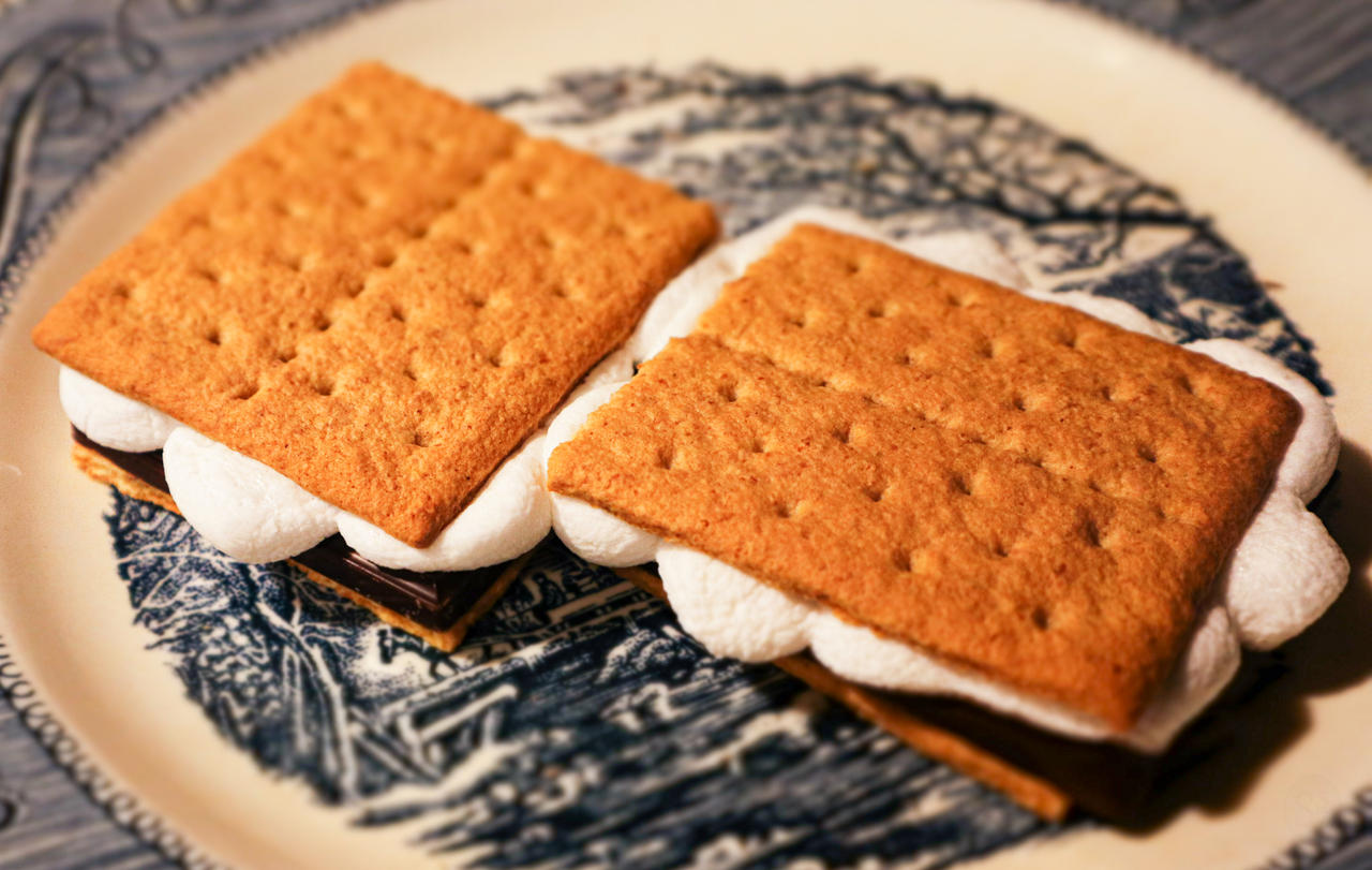 S'mores by Scholar57 on DeviantArt