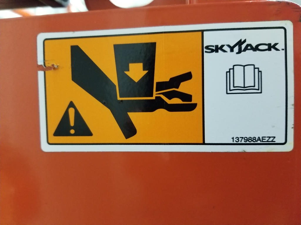 Graphics on a SKYJACK-08 by SkyfireDragon on DeviantArt