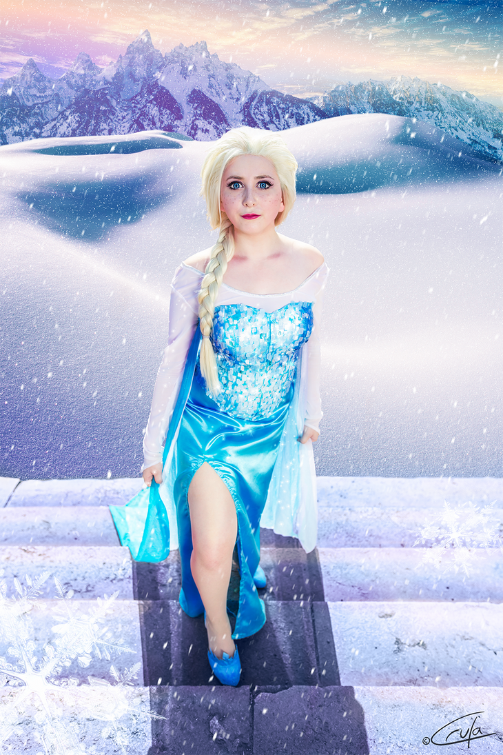 Elsa Struts Elsa Icy Stairs by crula on DeviantArt