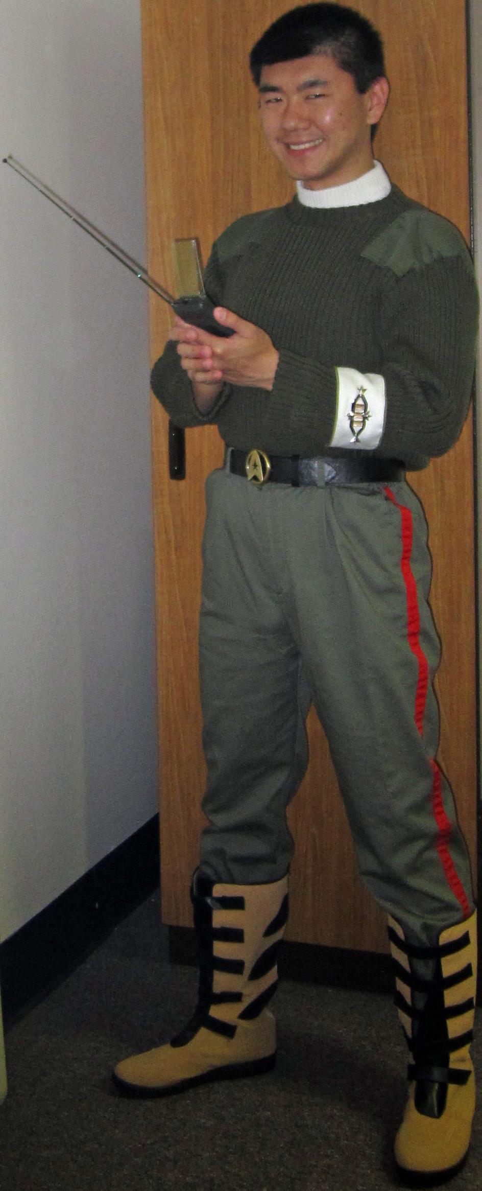 STV Assault Uniform: Front View With Communicator