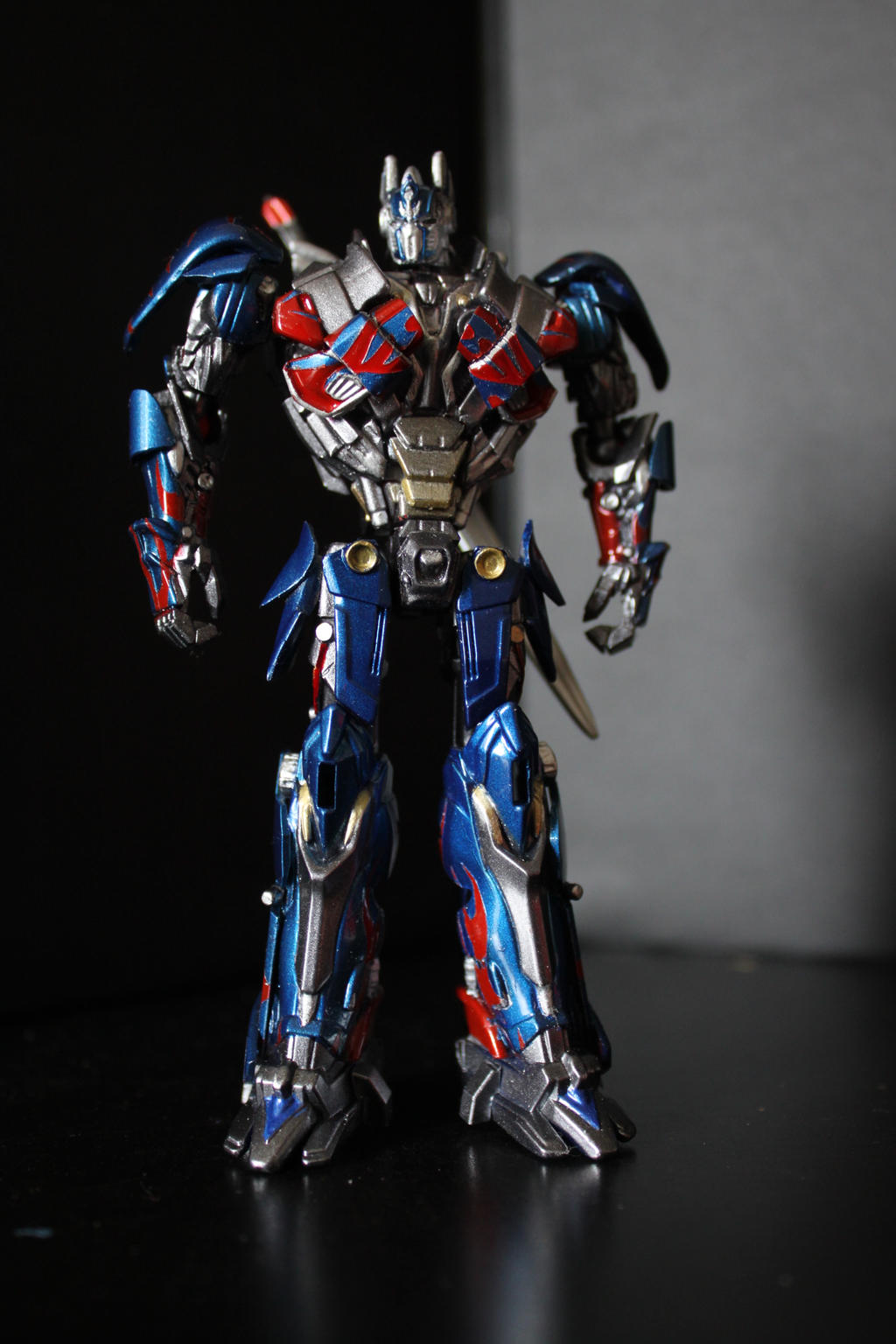 Mini Optimus Prime AOE Custom