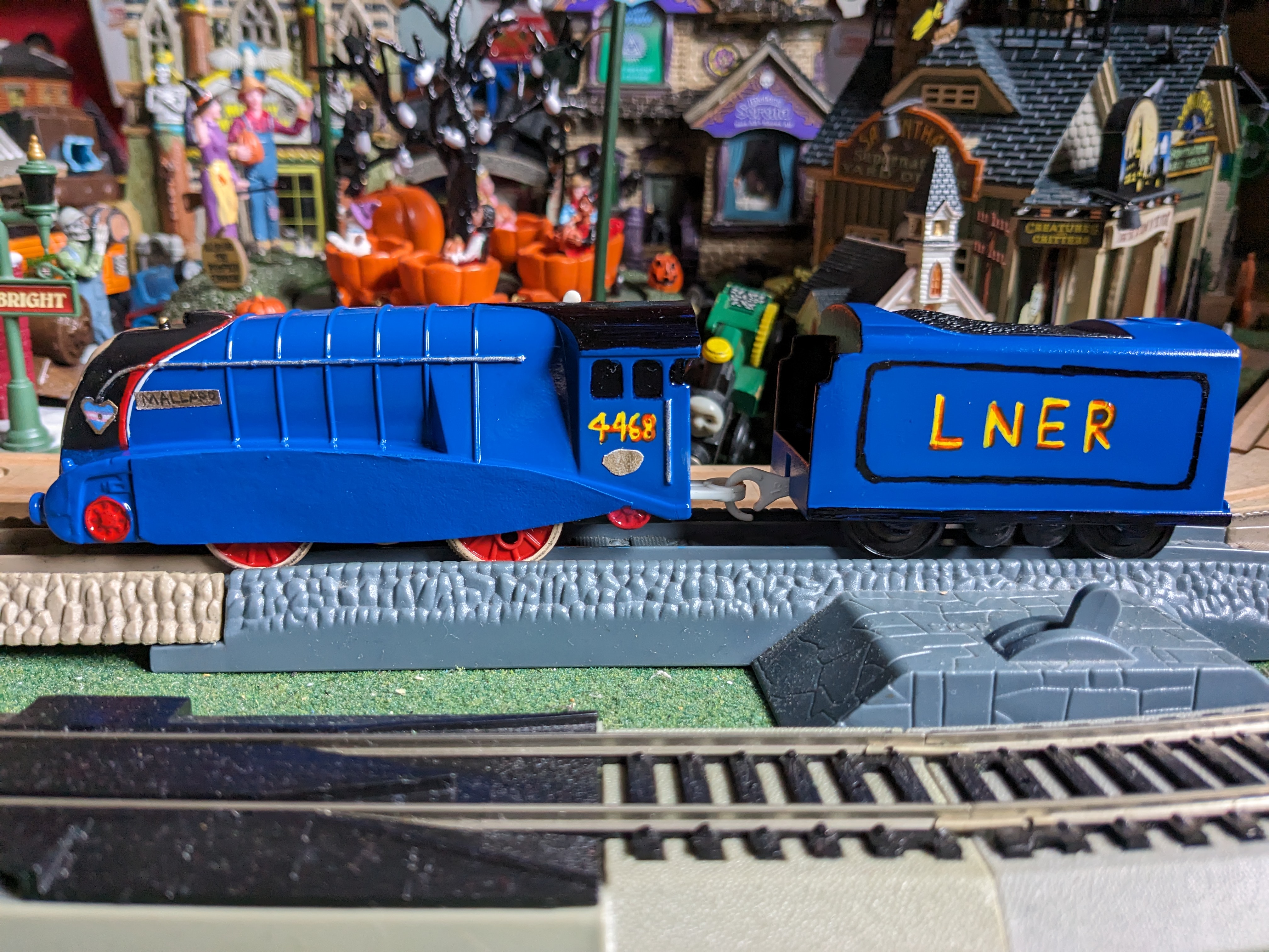 Customize Trackmaster Deviantart Roderick Lumpy Custom Trackmaster Mallard pic 4 by ChristopherCRIZTOP3 on DeviantArt