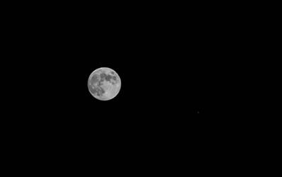 Lunar Meeting: Jupiter and our Moon by archonom