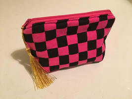 Zipper pouch