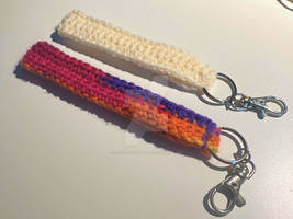 Crochet wristlet keychain