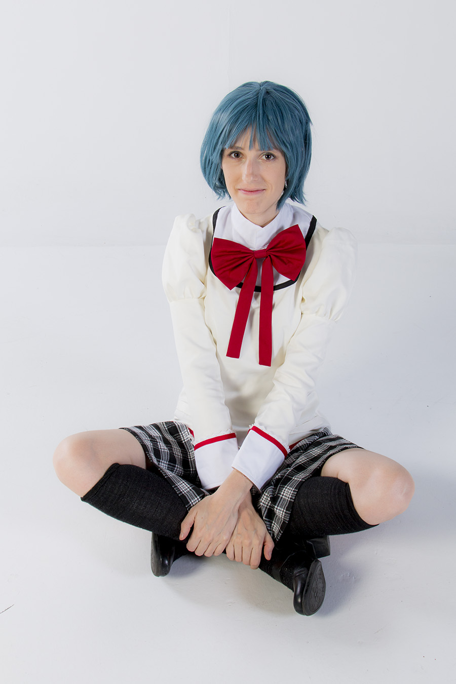 Miki Sayaka 6 - Sitting cute