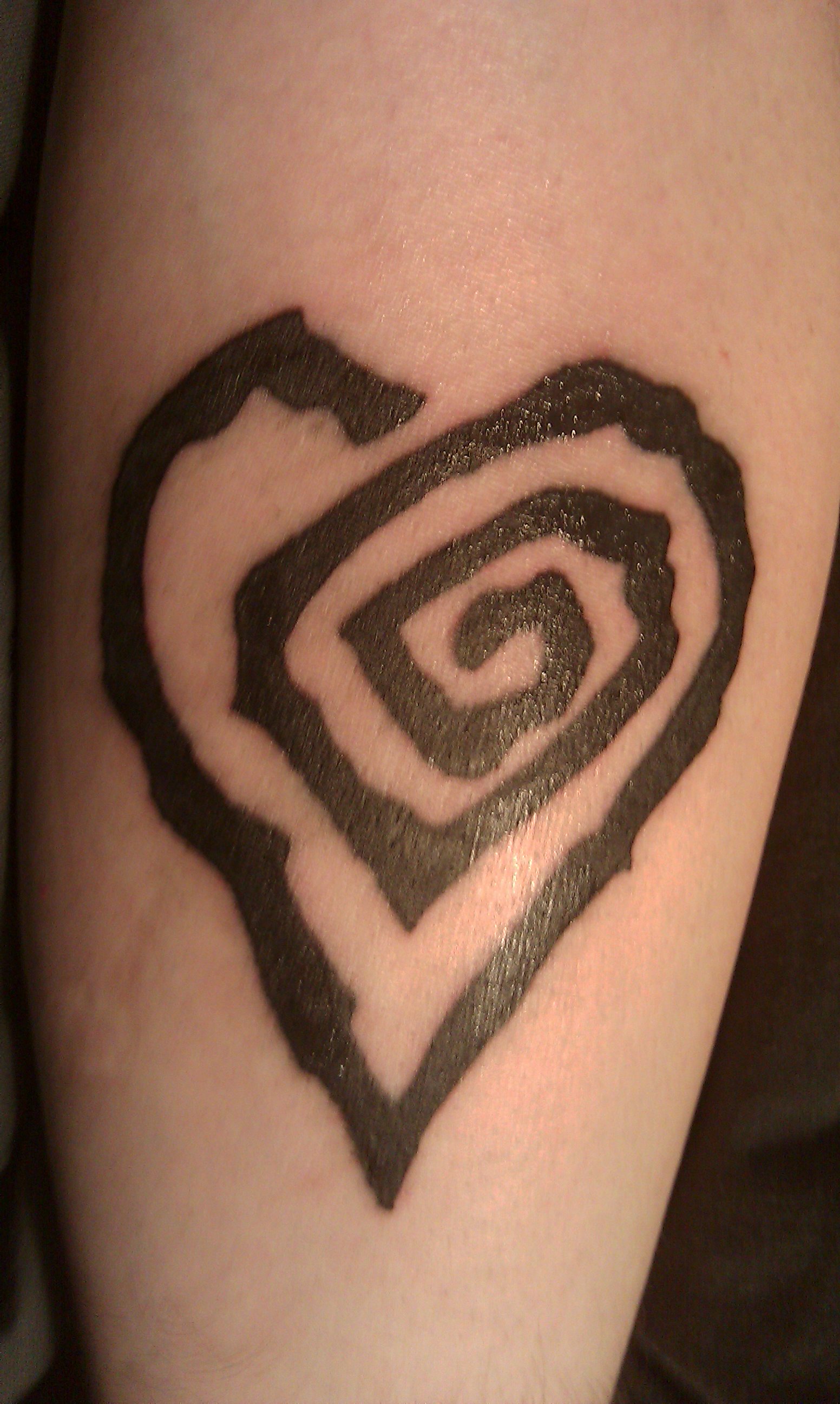 marilyn manson heart tattoo by edge3214 on DeviantArt