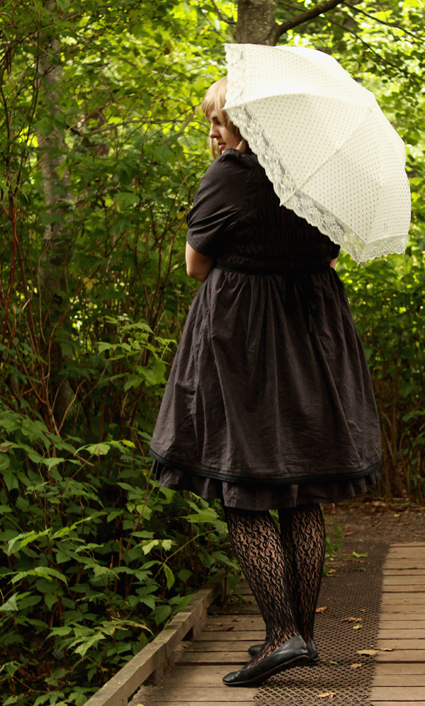 Gothic Girl and her Parasol