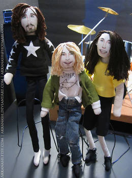 Nirvana Dolls 02 | Trio