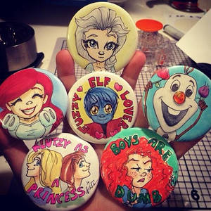 Button commissions