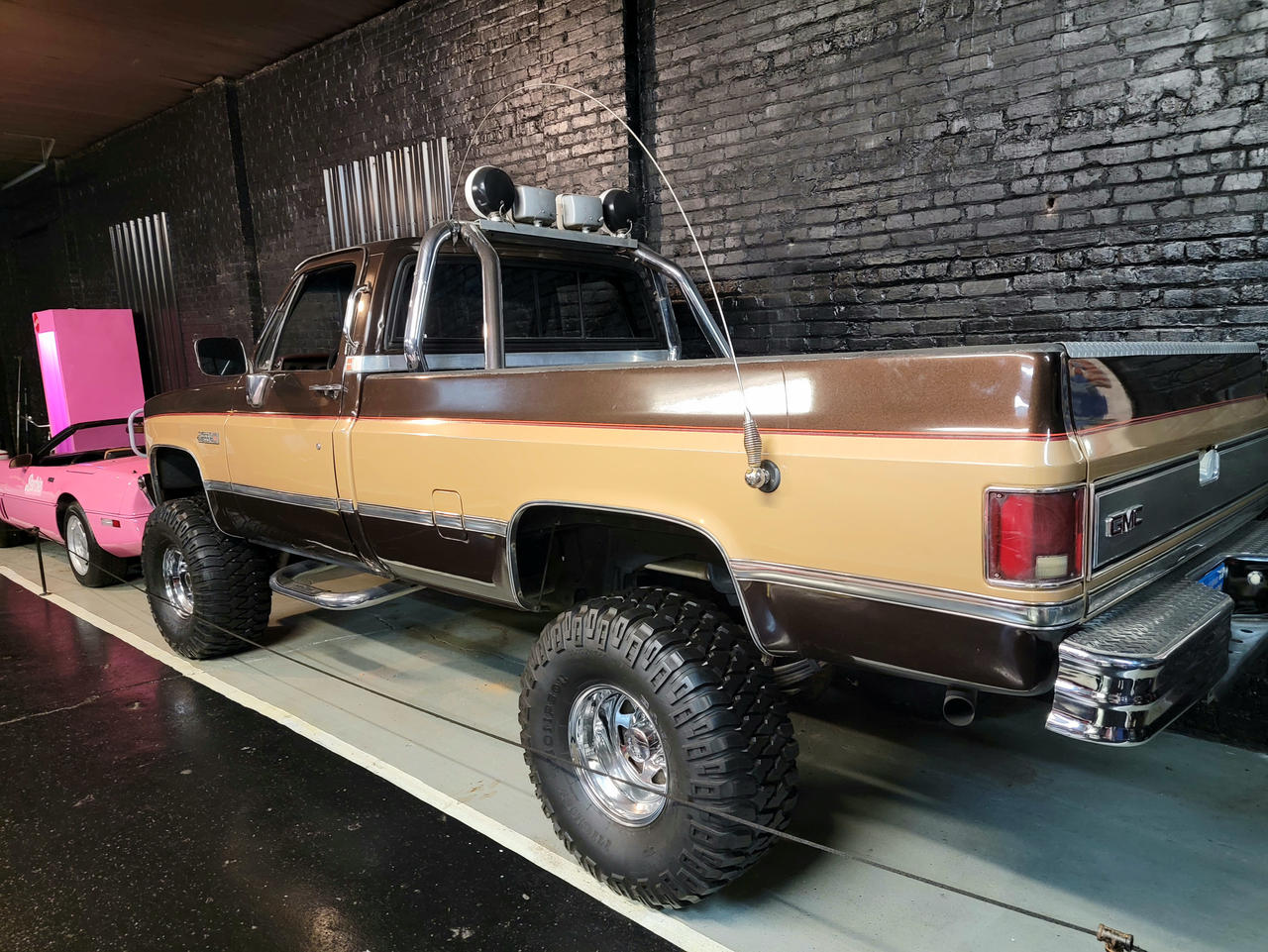 Fall Guys Truck by mach1run on DeviantArt