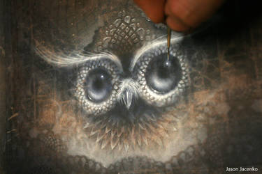 painting an owl