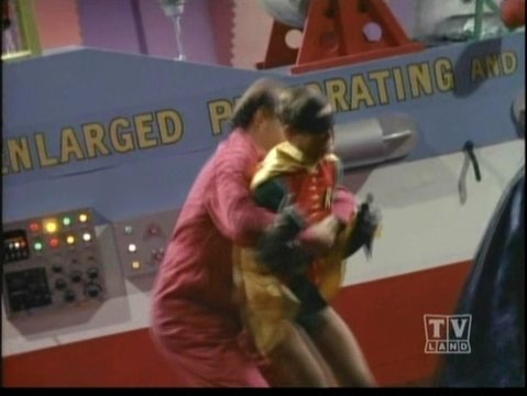 Henchman bearhugs robin 2