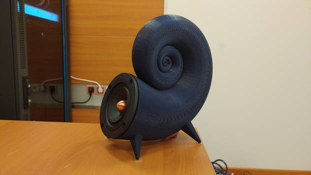 Nautilus shell speaker