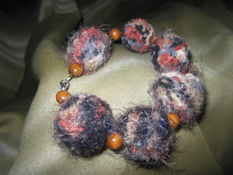 Forest felt-beads bracelet