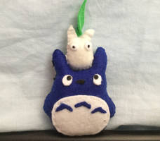 Smol Totoro Plushies!