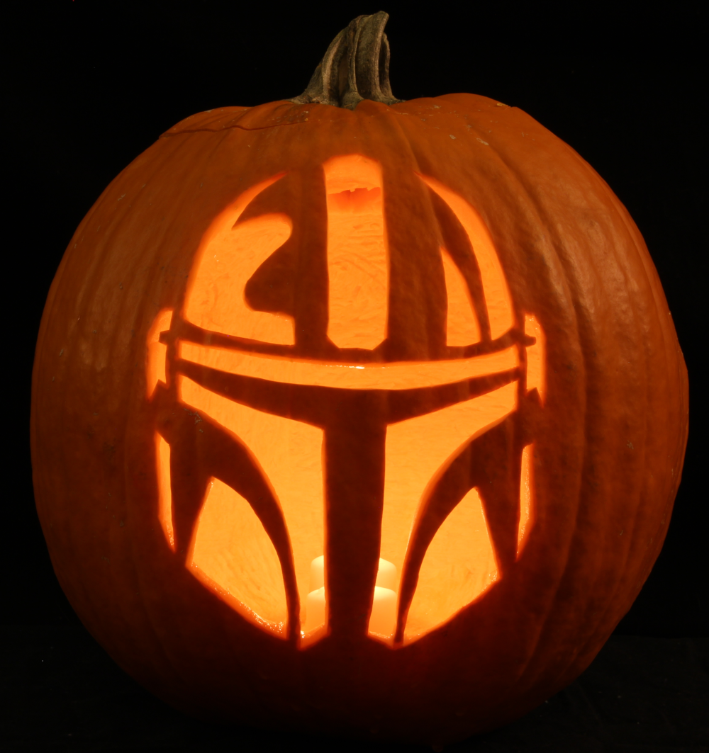 The Mandalorian Pumpkin Light Version by johwee on DeviantArt