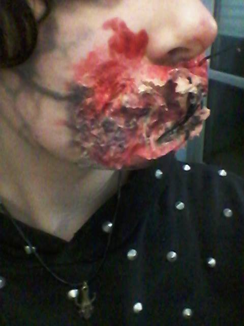 Zombie make up