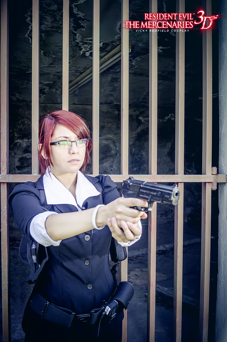 Claire Redfield  - RE M3D suit cosplay