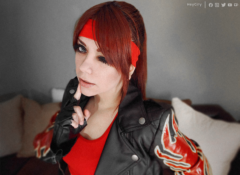 Claire Redfield cosplay RE2 wink