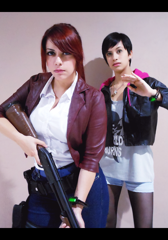 Claire Redfield and Moira Burton cosplay