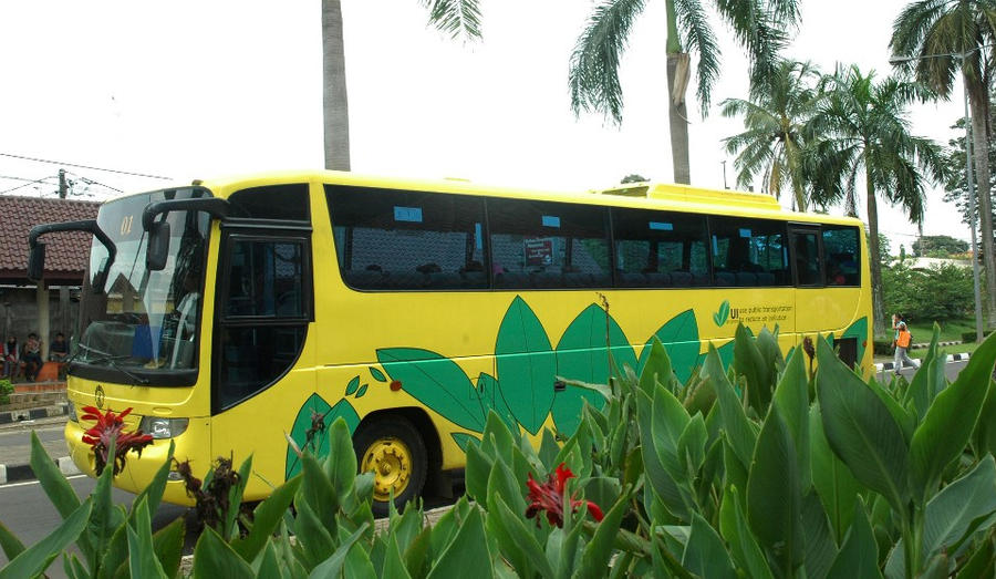 bis kuning 'bikun' UI photo by yustisianyuri on DeviantArt
