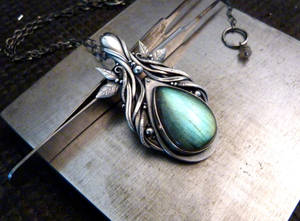 Elf pendant