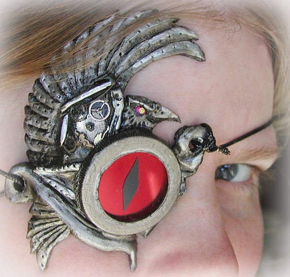 Steampunk Clockwork Raven Eye