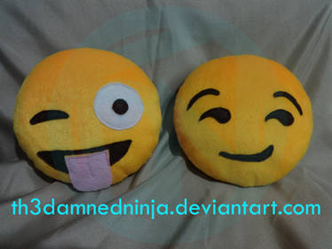 Emoji cushion