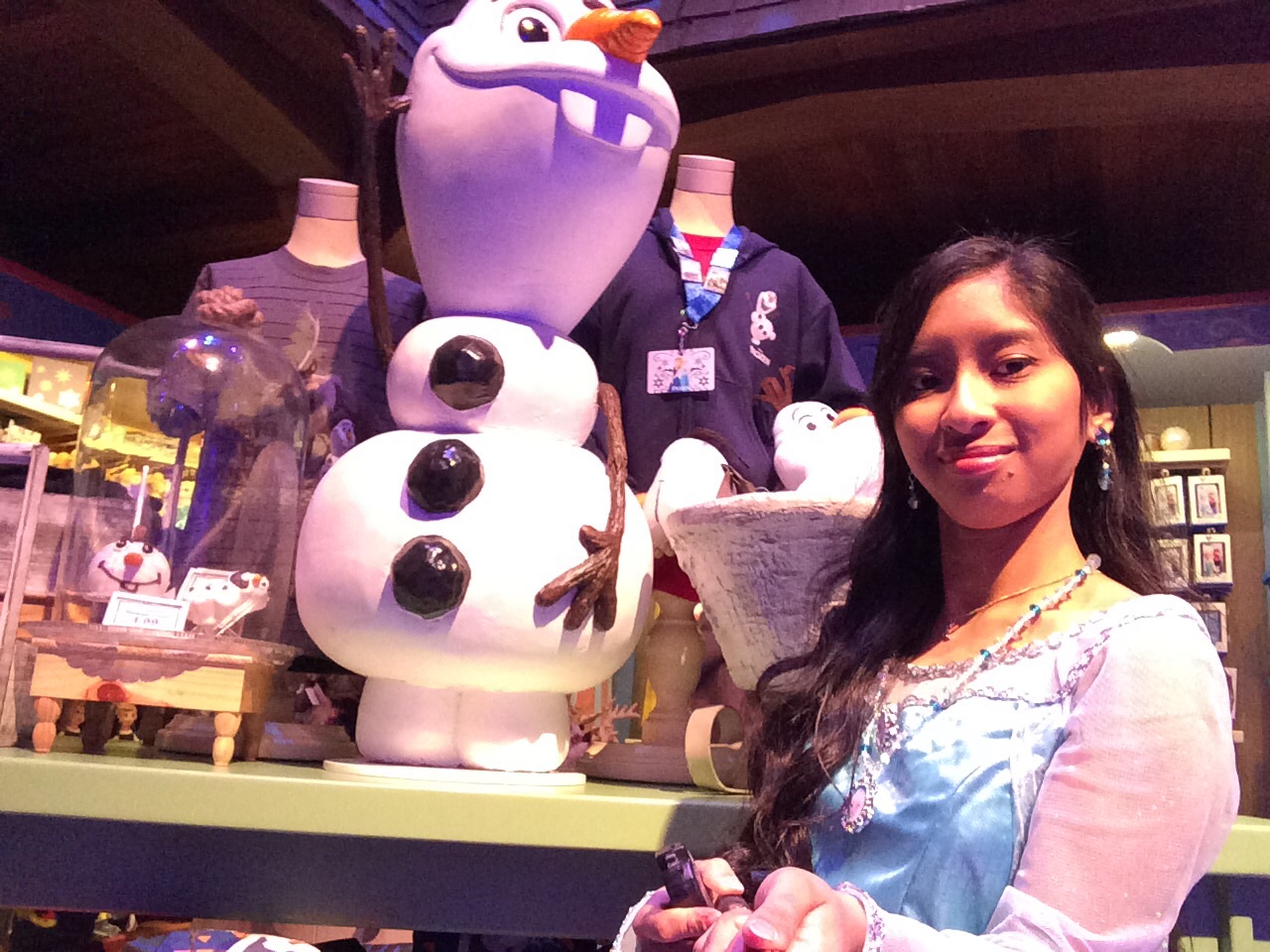 I'm inside Olaf's Happy Fest photo 4