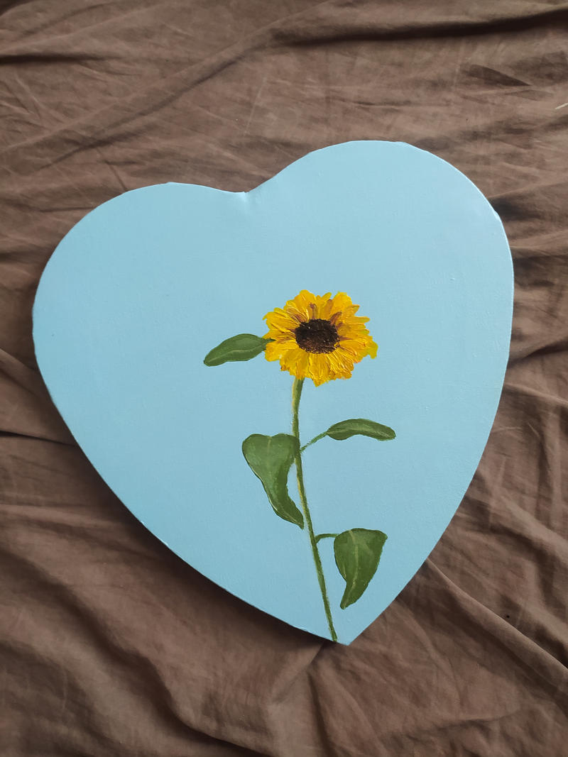 heart shaped canvas and sunflower by SoulofHerKarma on DeviantArt