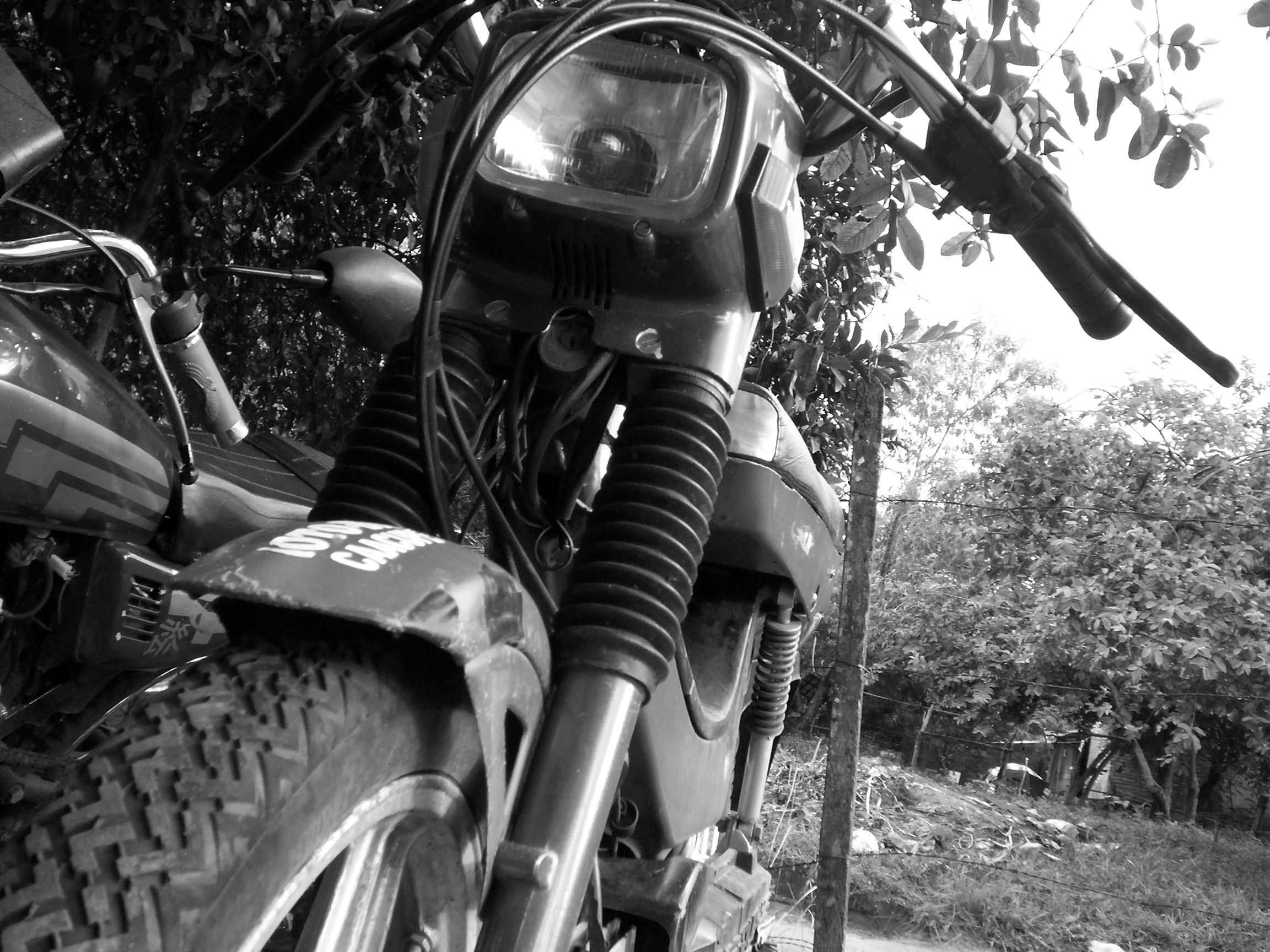 Hero Puch al Blanco y Negro