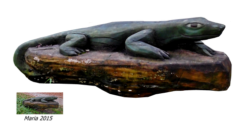 Wood sculpture salamander