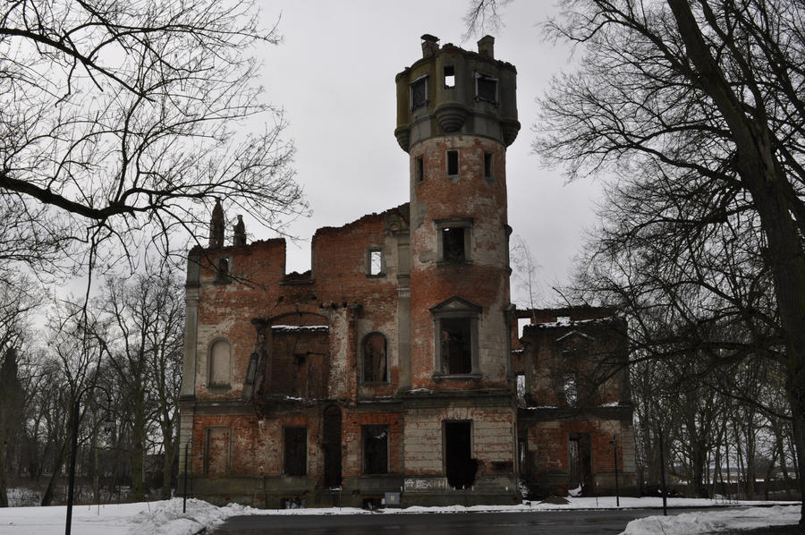 Runowo Palace by HypnoticRose Runowo Palace by HypnoticRose