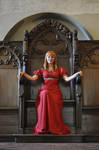 Red Priestess - throne